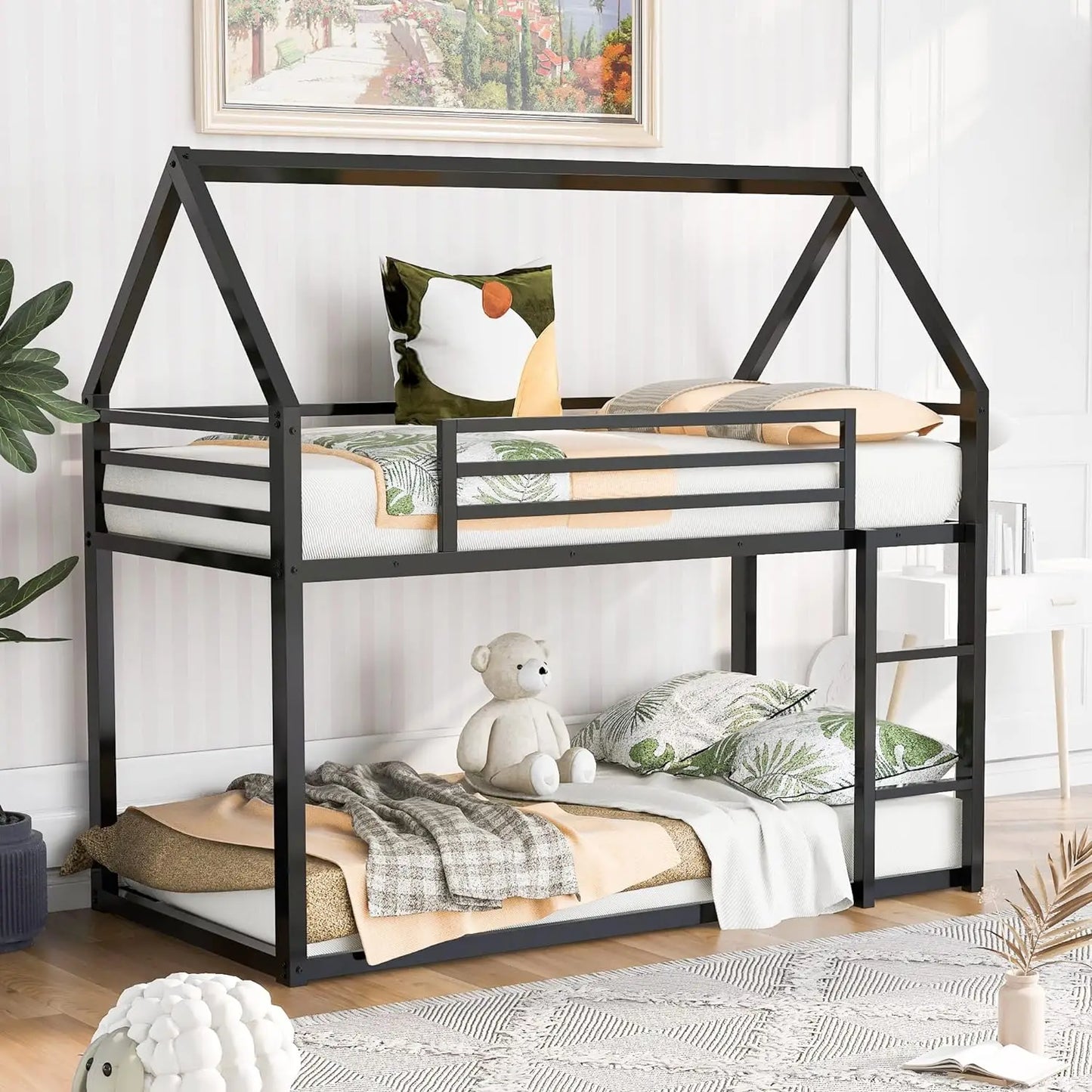 Metal Double Bunk Bed with Ladder, House Shaped for Kids